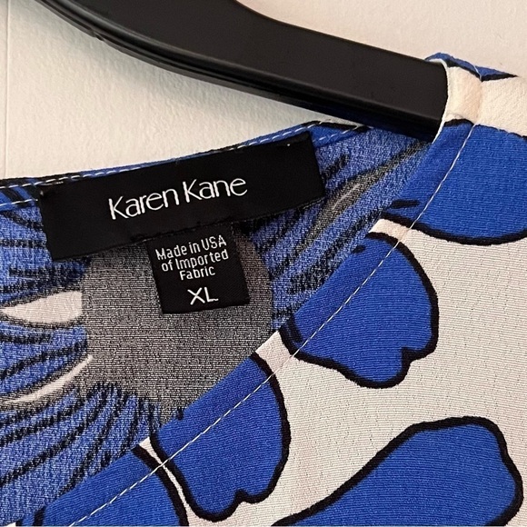 Karen Kane Blue Daisy Handkerchief Blouse Size XL - Picture 7 of 12